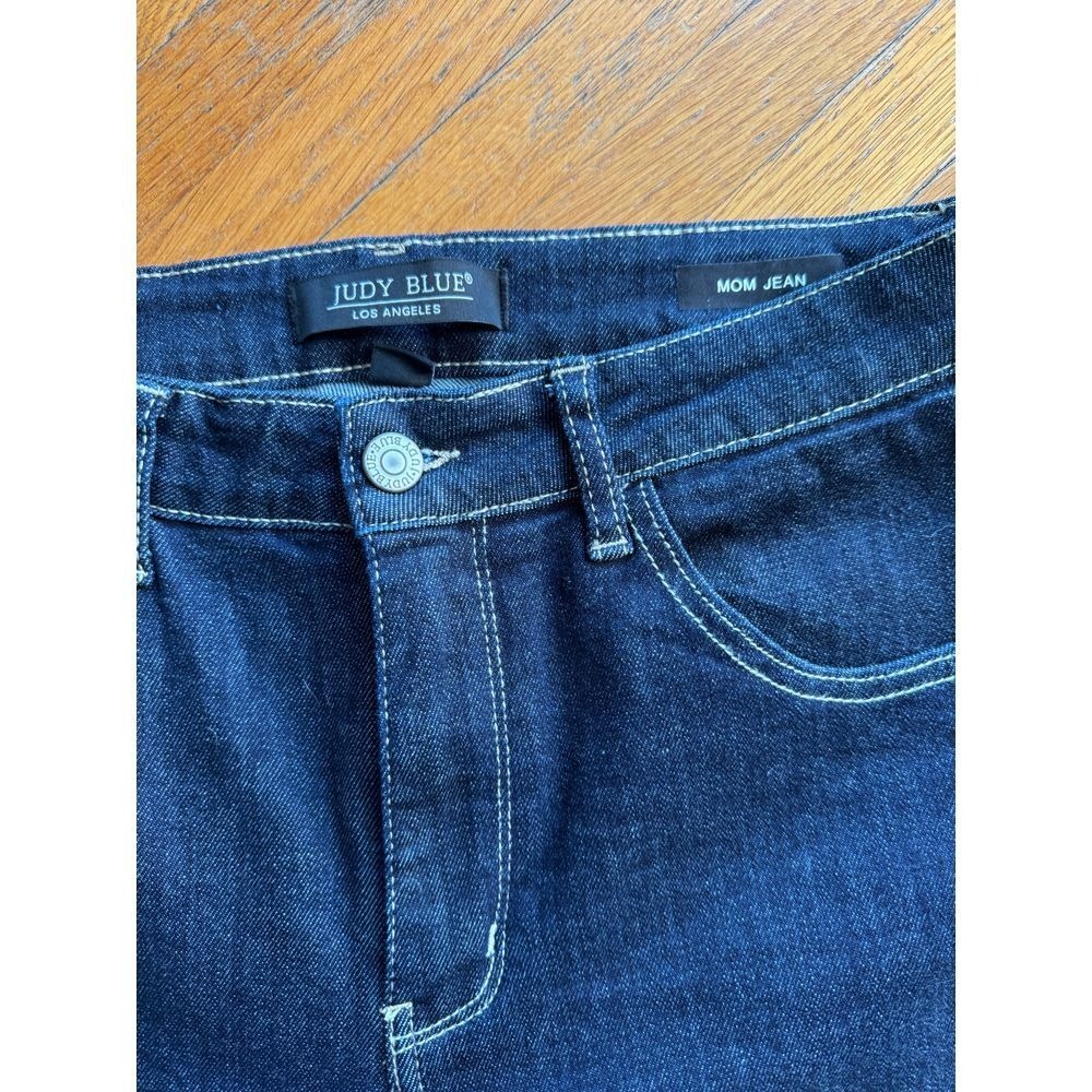 Judy Blue Mom‎ Jeans - Picture 3 of 6